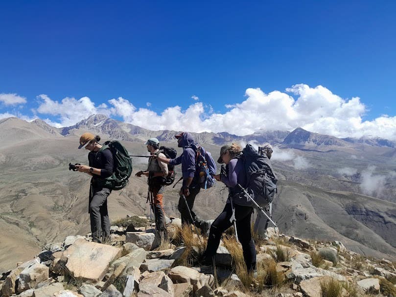 Guía de Trekking & Turismo Aventura — Presencial